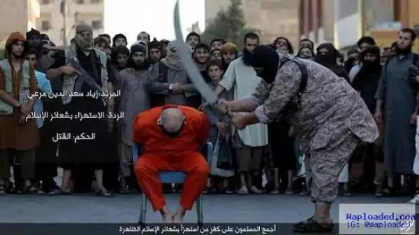 ISIS Executioner Beheads Man For 